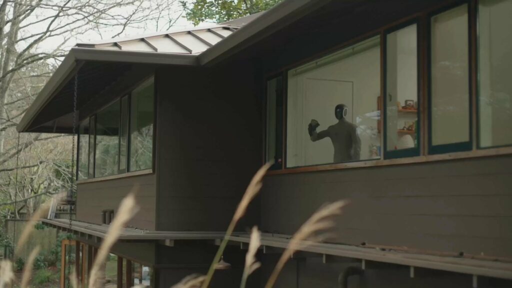 Chi ha voglia di accogliere un umanoide in casa? La startup norvegese 1X dà il via ai test quest'anno