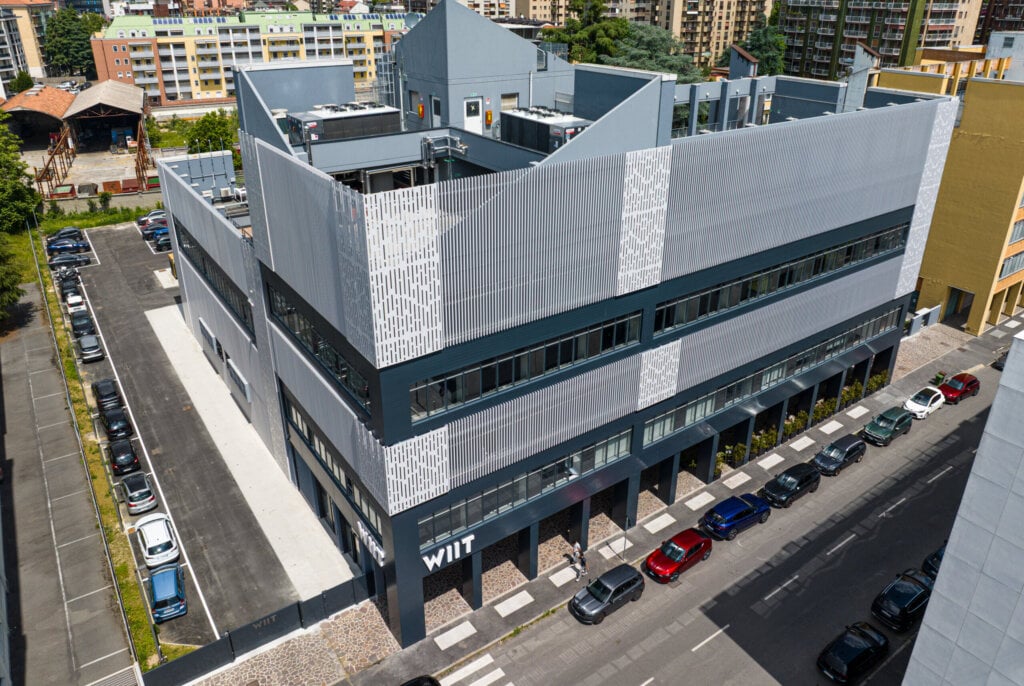 A Milano il data center contro i cattivi della rete. «Qui preveniamo gli attacchi cyber alle aziende»
